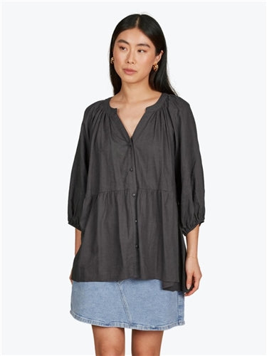 Isle of Mine Amelie Button Top