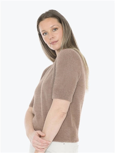 Jump Fluffy Short Sleeve Top
