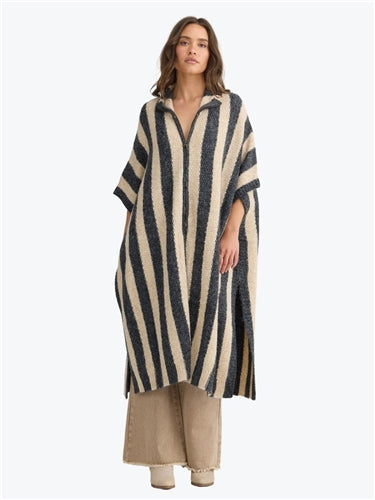 Talisman Nomad Poncho