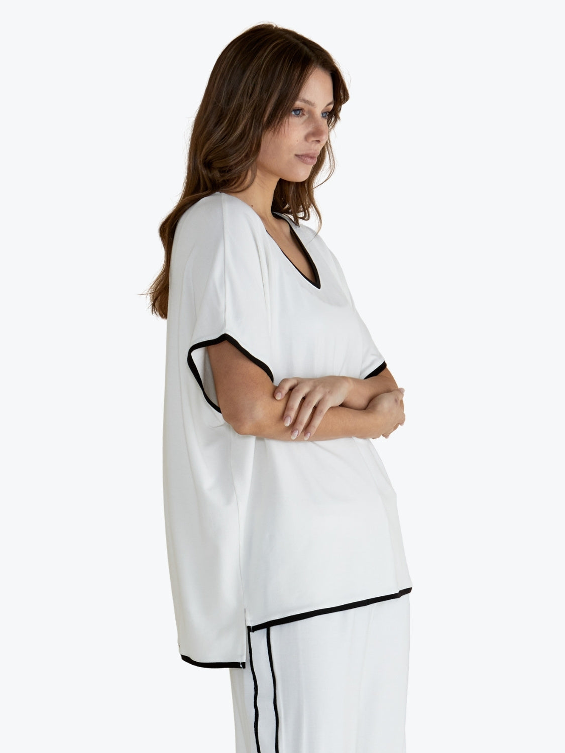 Betty Basics Clara Tee BB2057