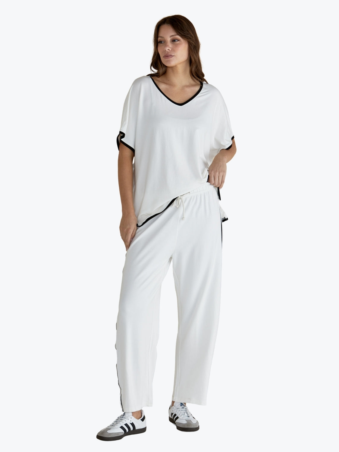 Betty Basics Clara Tee BB2057