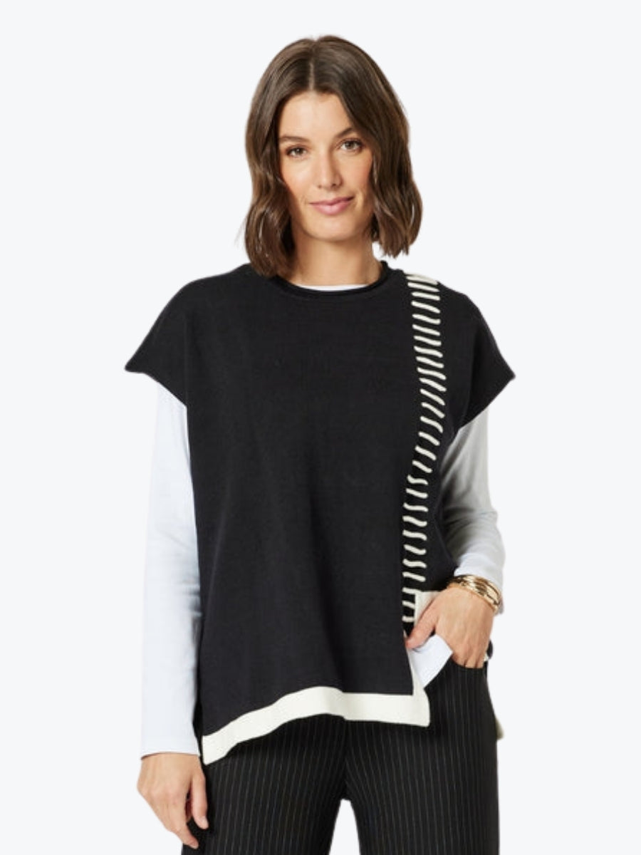 Clarity Mode Contrast Stitch Detail Knit in Black/Ivory