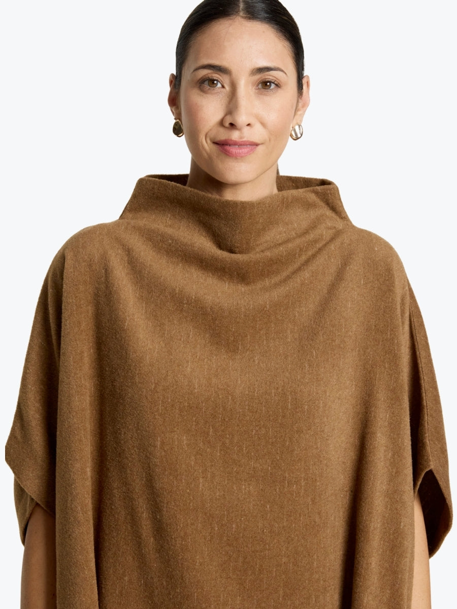 Eb &amp; Ive Azul Poncho | Clay