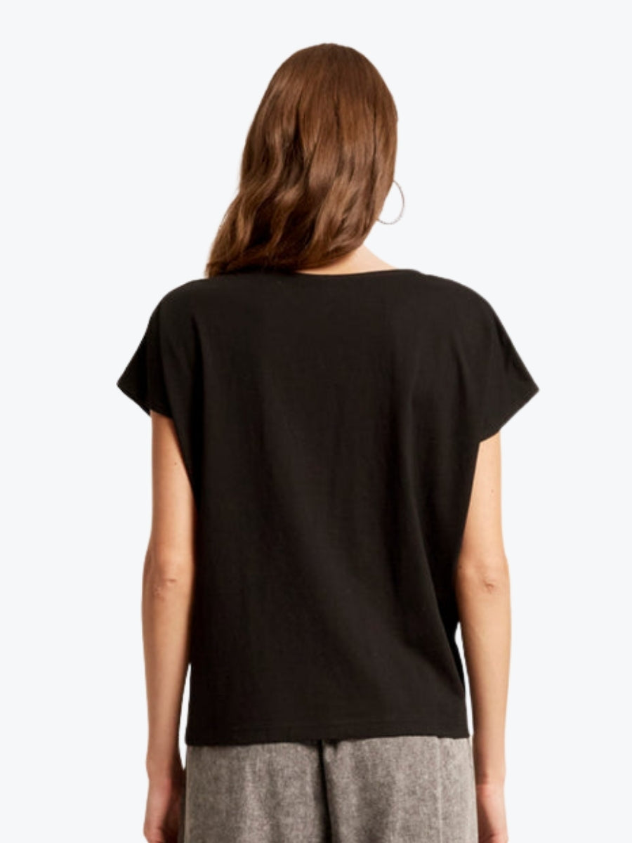 Eb + Ive Casa Twist Tshirt | Black