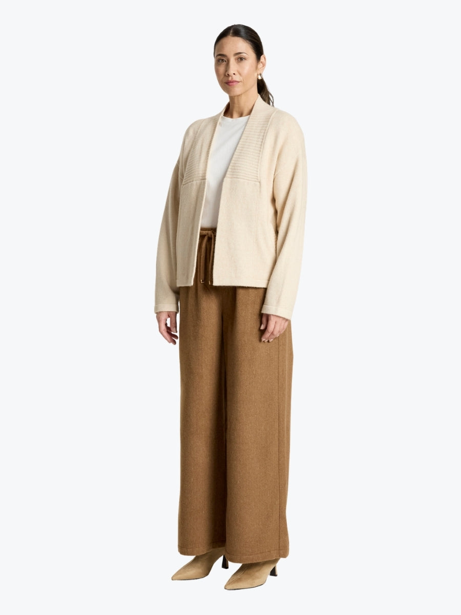 Eb &amp; Ive Samira Crop Cardigan | Bisque