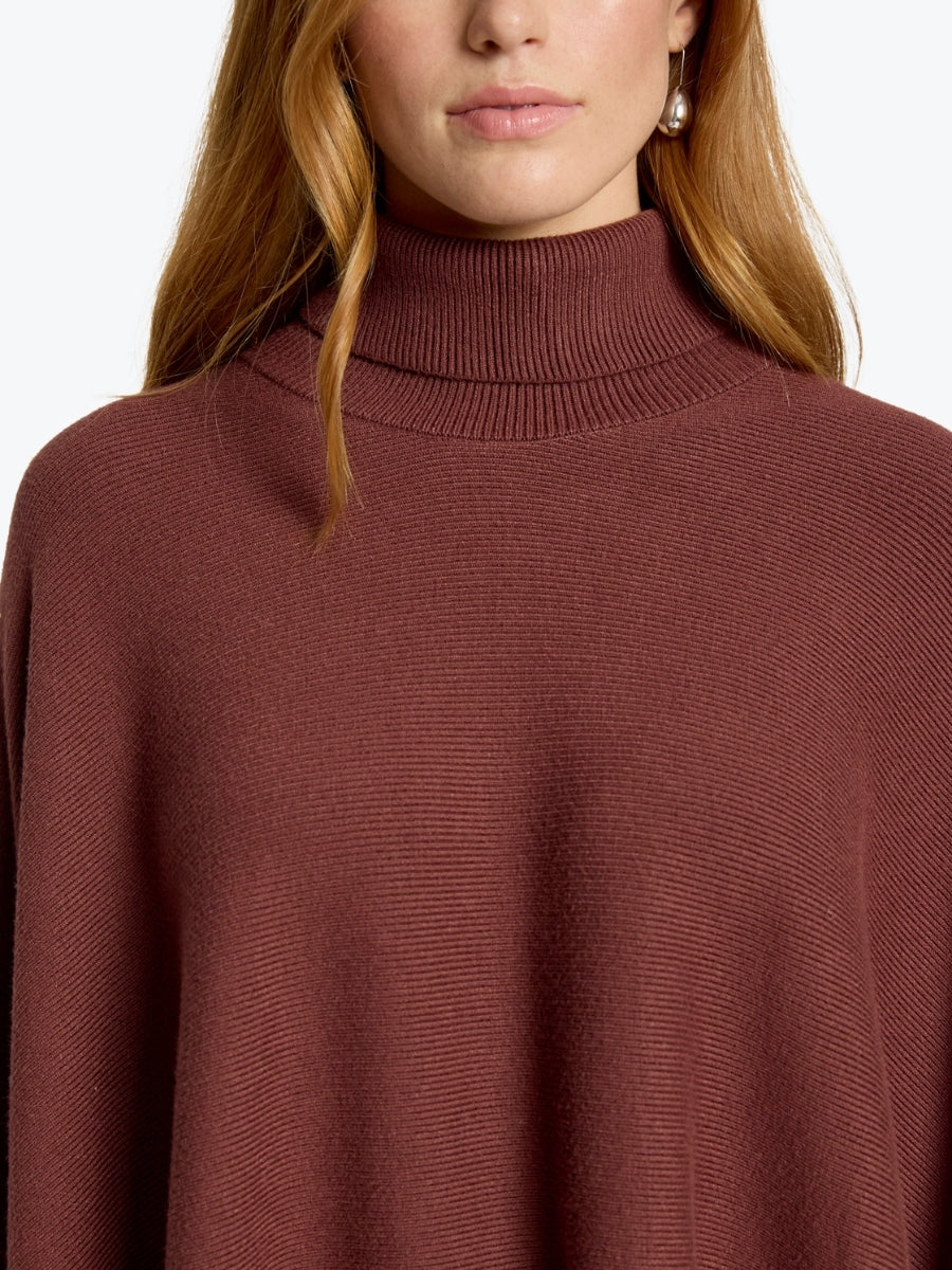 Eb &amp; Ive Samira Poncho | Mahogany