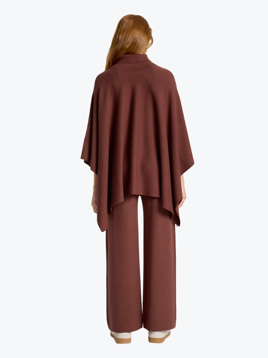Eb &amp; Ive Samira Poncho | Mahogany