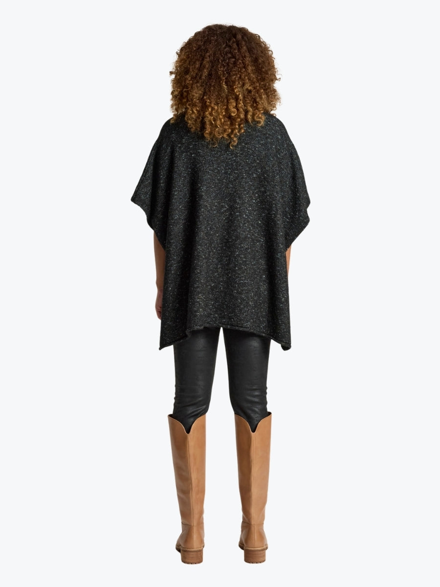 Eb &amp; Ive Zarda Poncho | Black