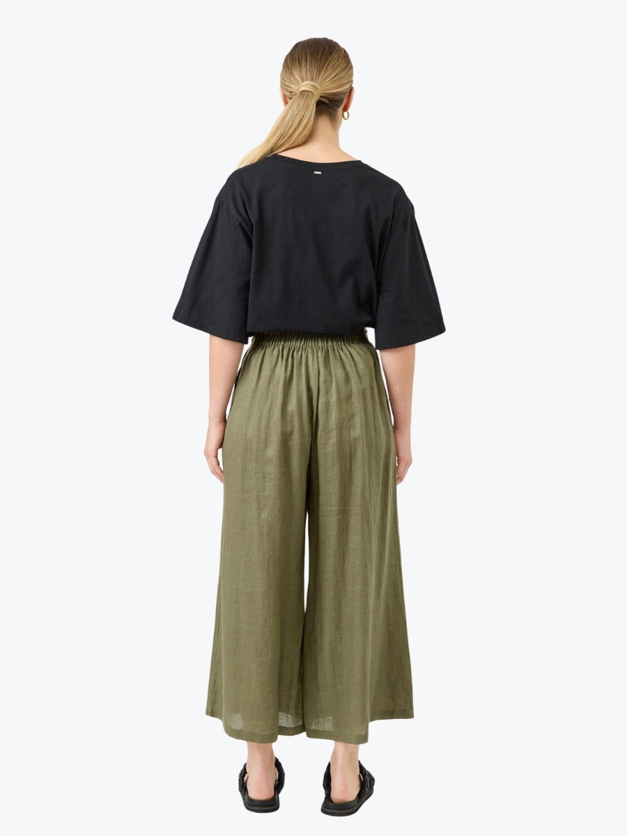 Eb&amp;Ive Studio Crop Pant