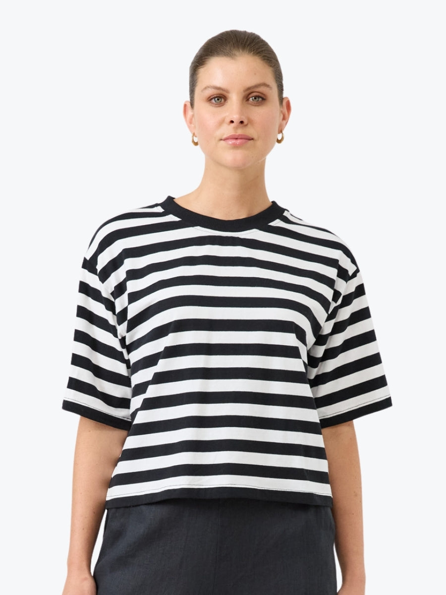Eb&Ive Studio Stripe Tshirt in Ebony