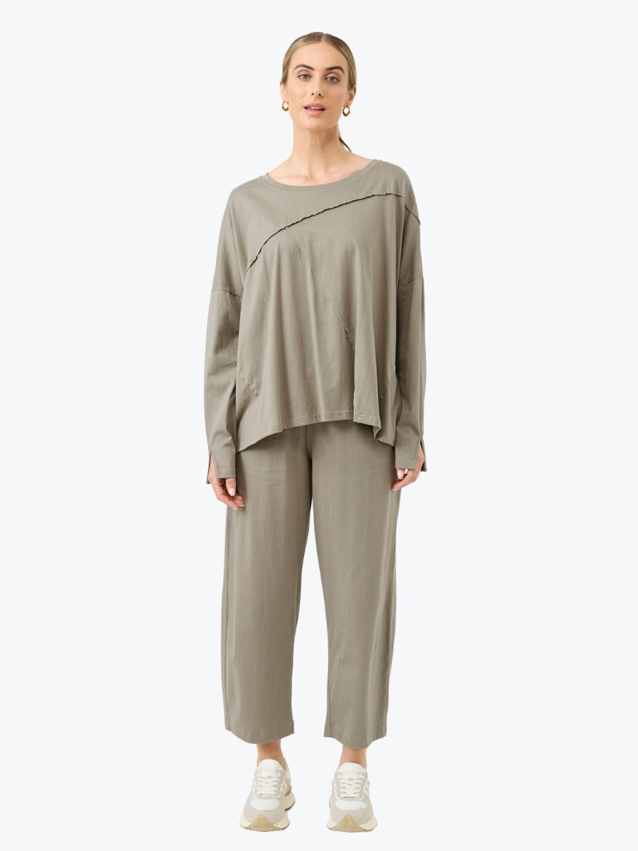 Eb&amp;Ive Studio Traveller Long Sleeve Tshirt