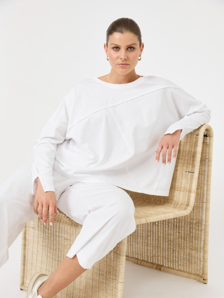 Eb&Ive Studio Traveller Long Sleeve Tshirt in Salt