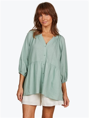 Isle of Mine Amelie Button Top