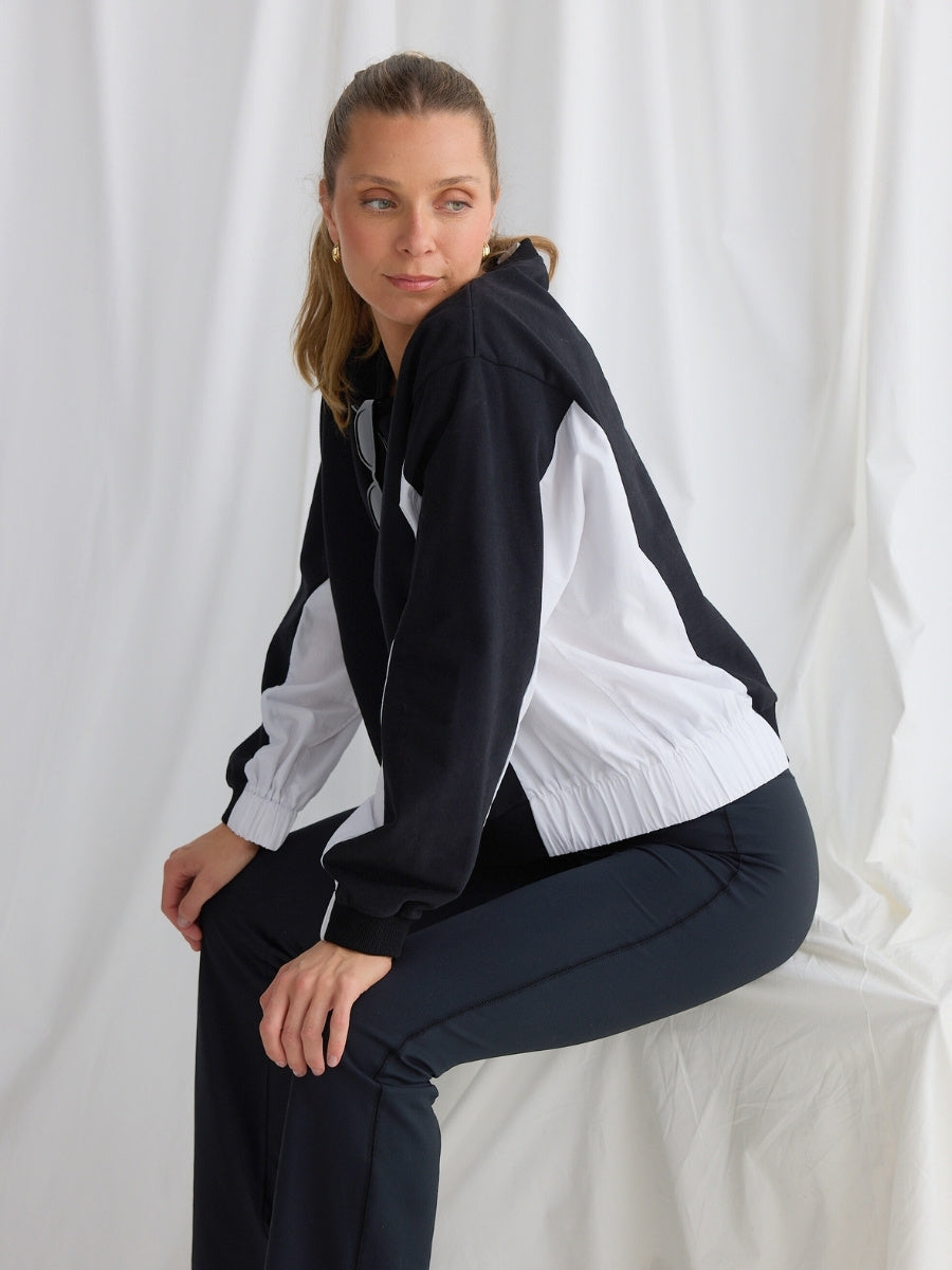 Homelove Tactile Top in Black