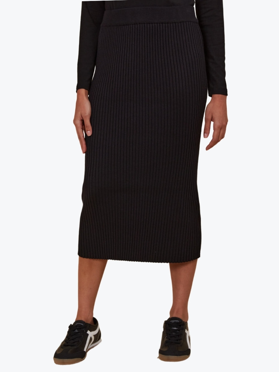 Isle of Mine Juno Knit Skirt in Onyx