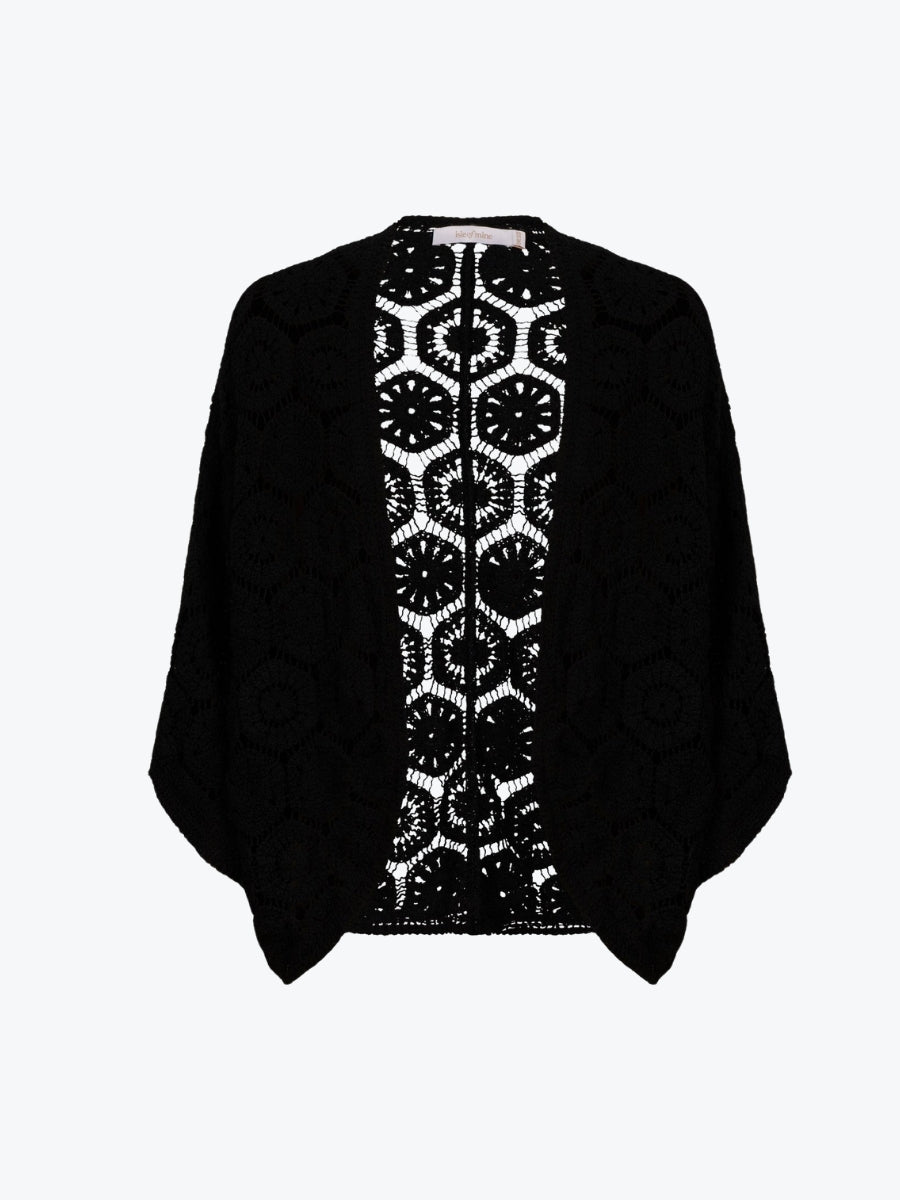 Isle of Mine Maggie Crochet Cape | Black