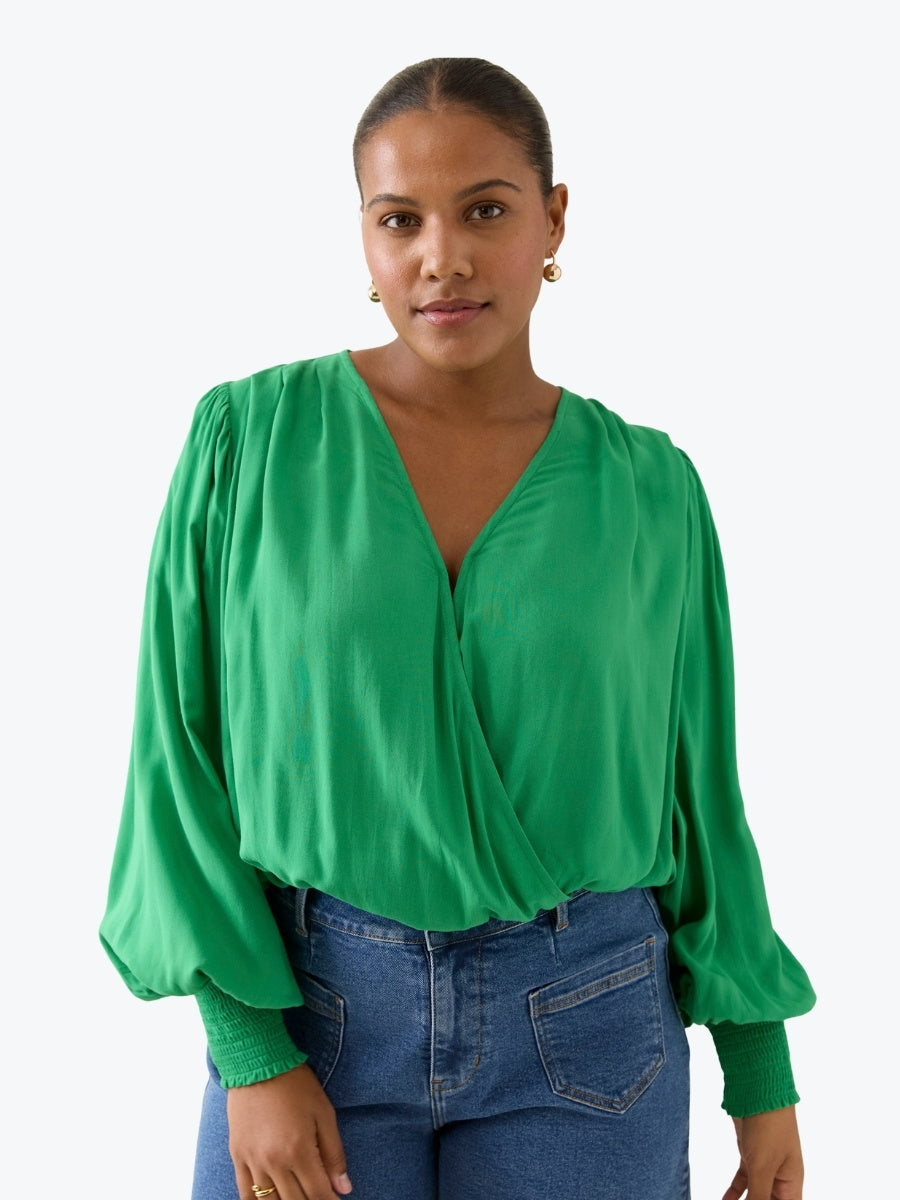 Isle of Mine Oline Cropped Top in Green
