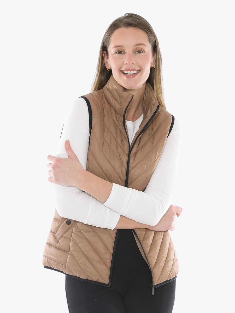 Jump Contrast Trim Vest in Sand with Black Trim