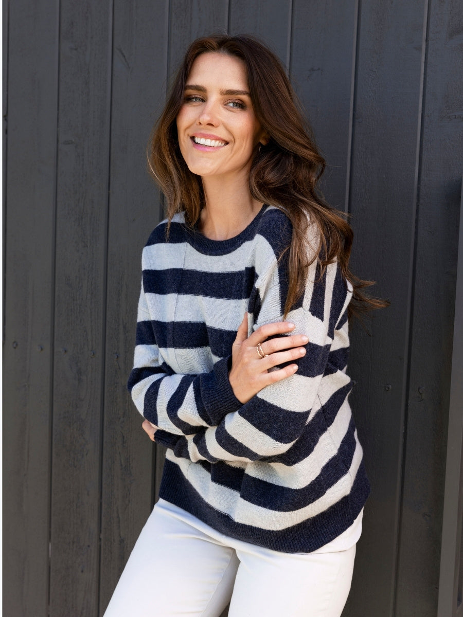 Jump Panel Stripe Pullover in Ink/Mist