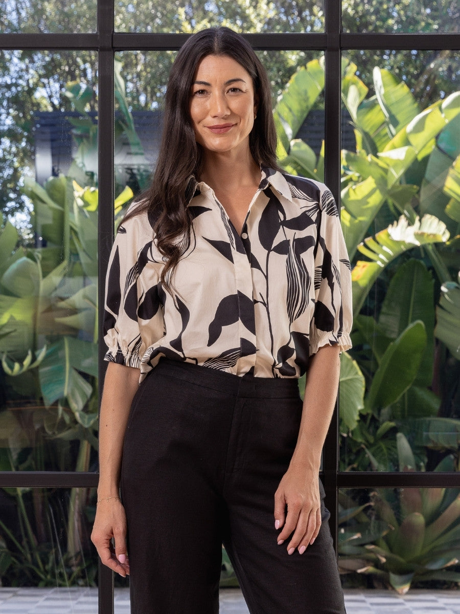 Jump Vine Print Shirt in Ecru/Black