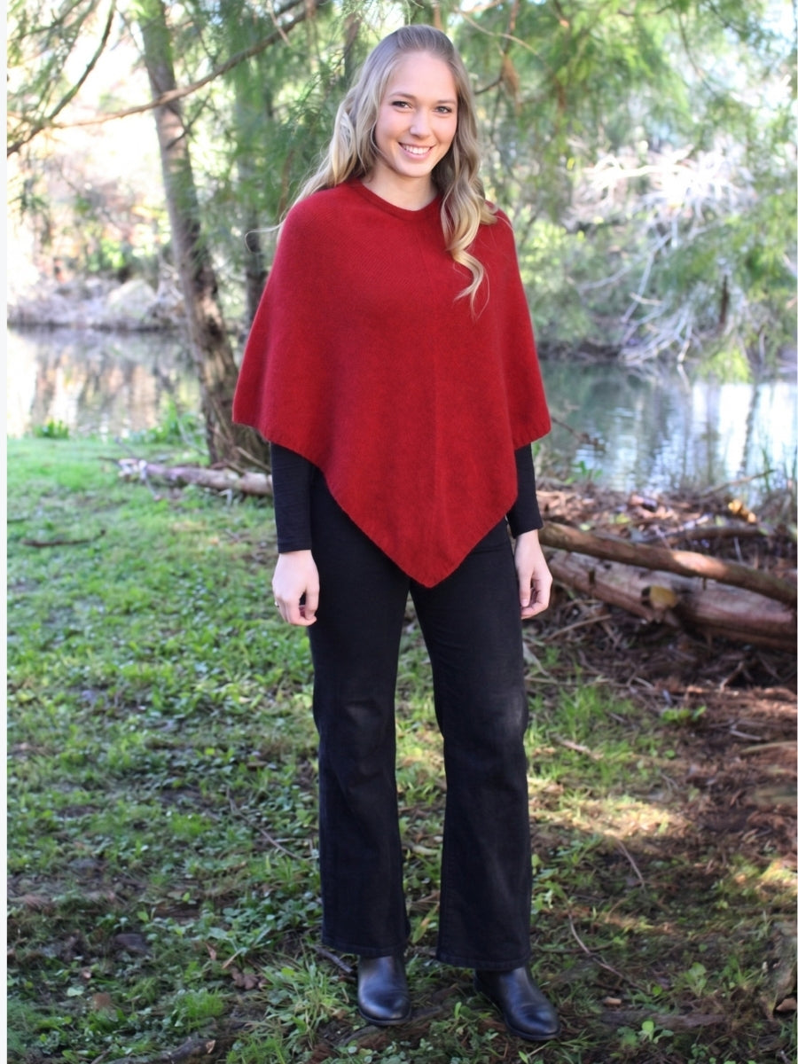 Lothlorian Plain Poncho | Red
