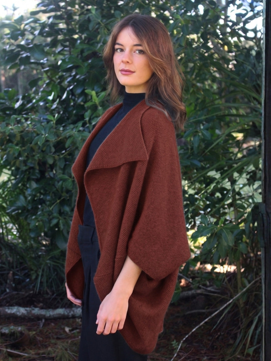 Lothlorian Takahe Cape | Russet