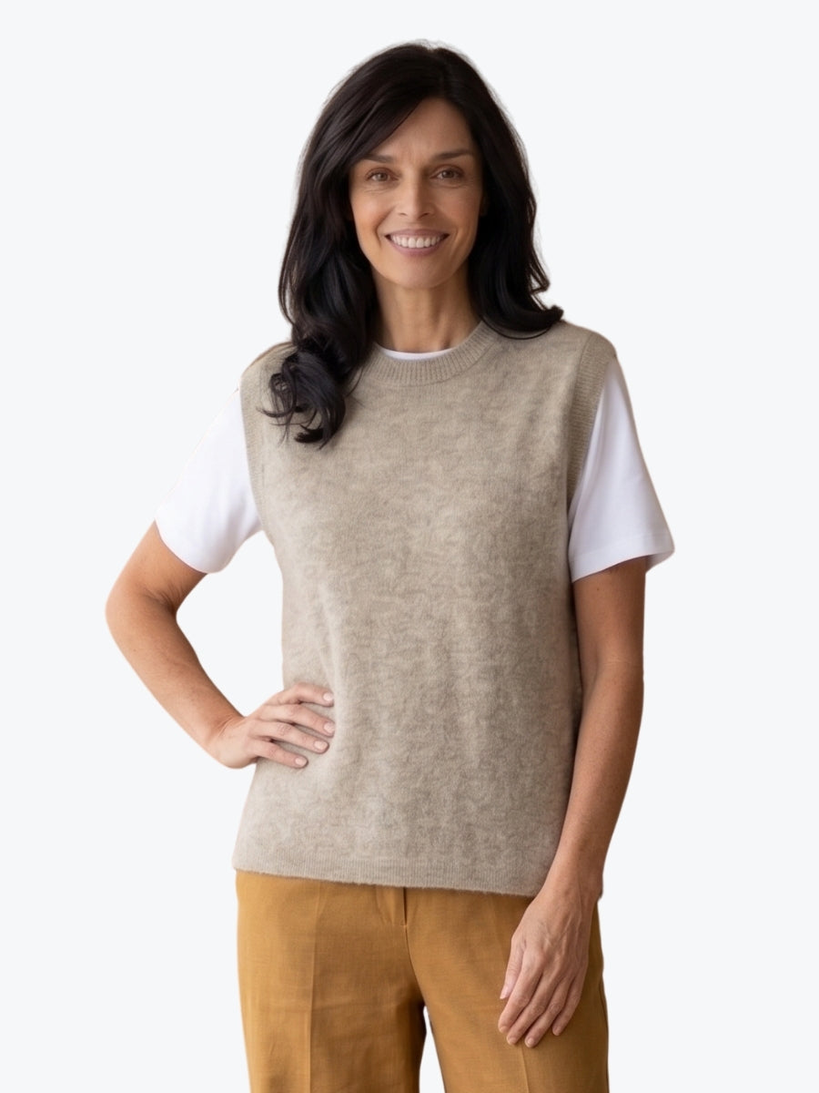Noble Wilde Kowhai Vest | Oyster