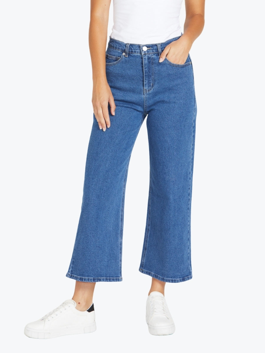 Sass Sandy Crop Jean Vintage Wash
