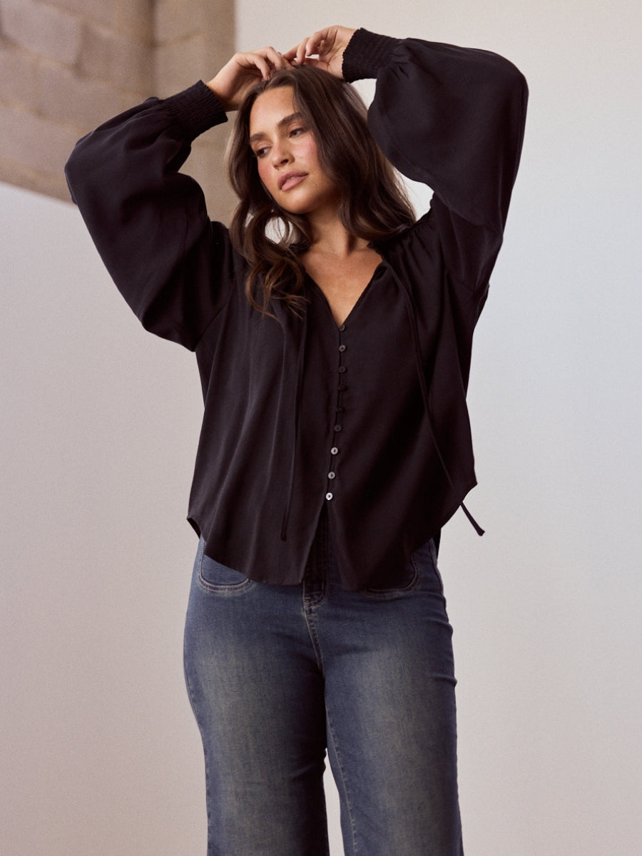 Talisman Twilla Top | Black