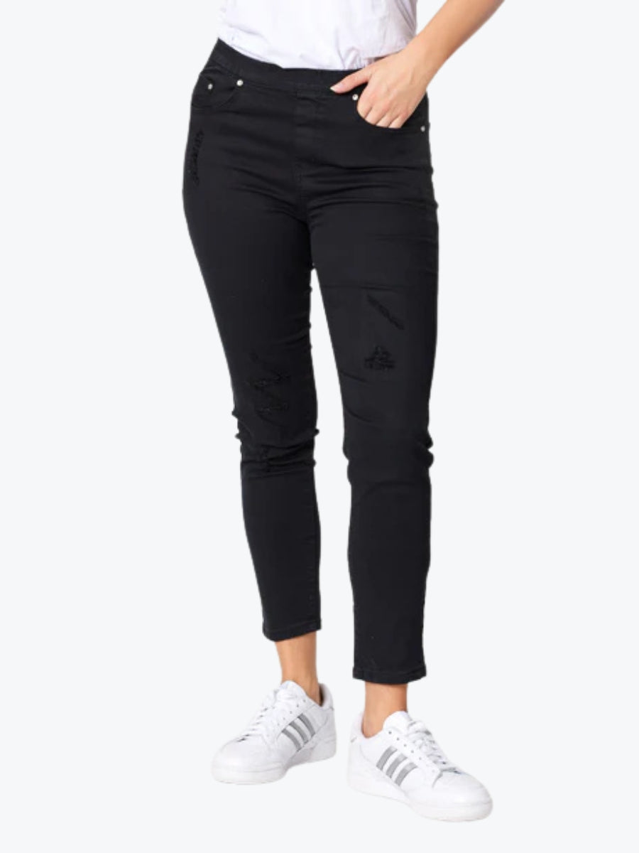 Threadz LA Stretch Pull On Jean in Black