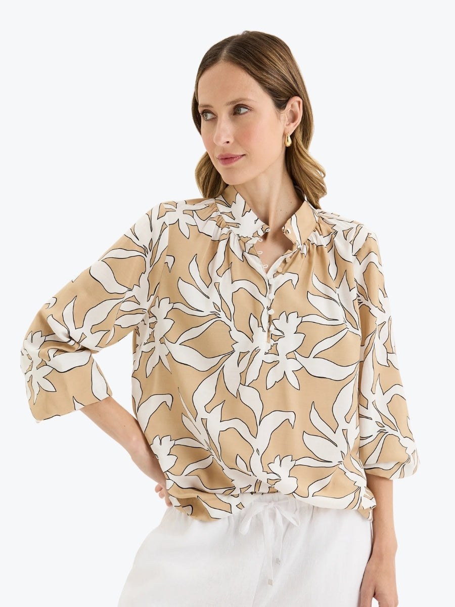 Yarra Trail Broadleaf Top in Broadleaf Print