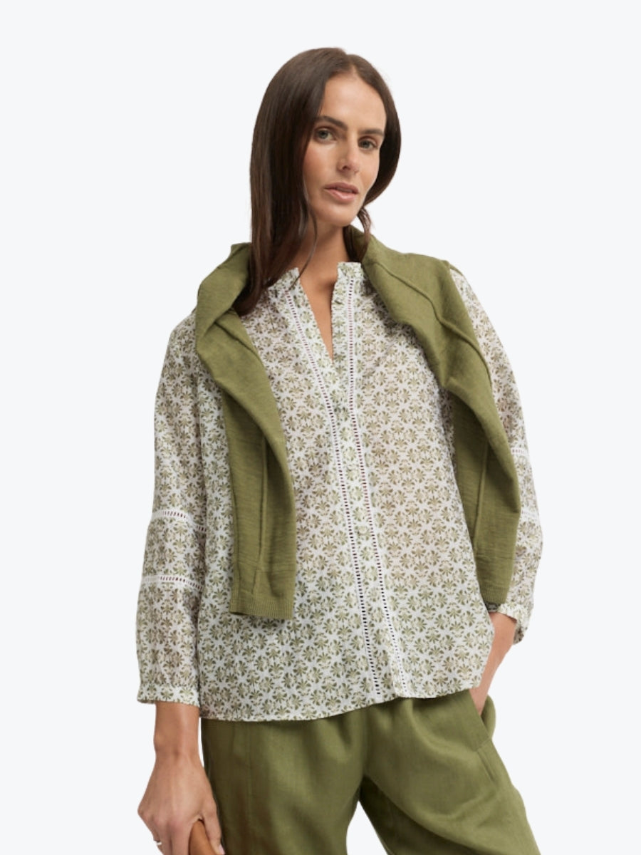 Yarra Trail Vine Blouse | Ecru/Lawn
